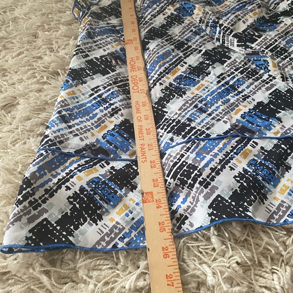 BCBG MAX AZRIA LARKSPUR BLUE COMBO WITH ASYMMETRICA Top - Picture 7 of 11